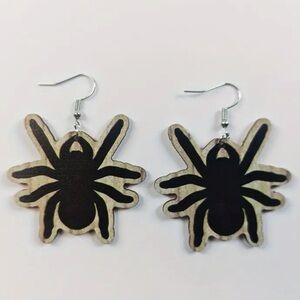 Halloween Wood Spider Earrings NEW